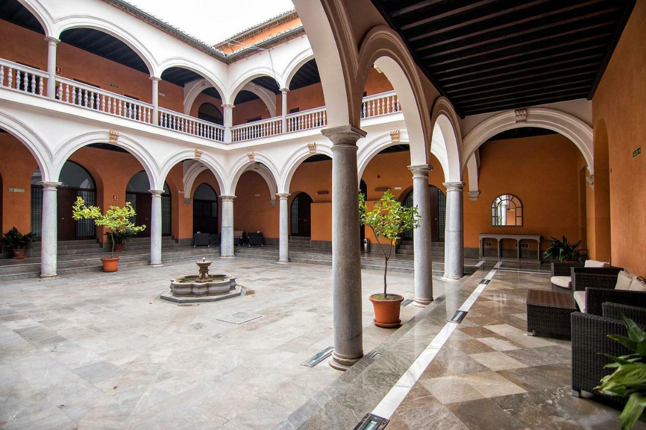 Apartamentos Palacio De Los Jeronimos 그라나다 외부 사진