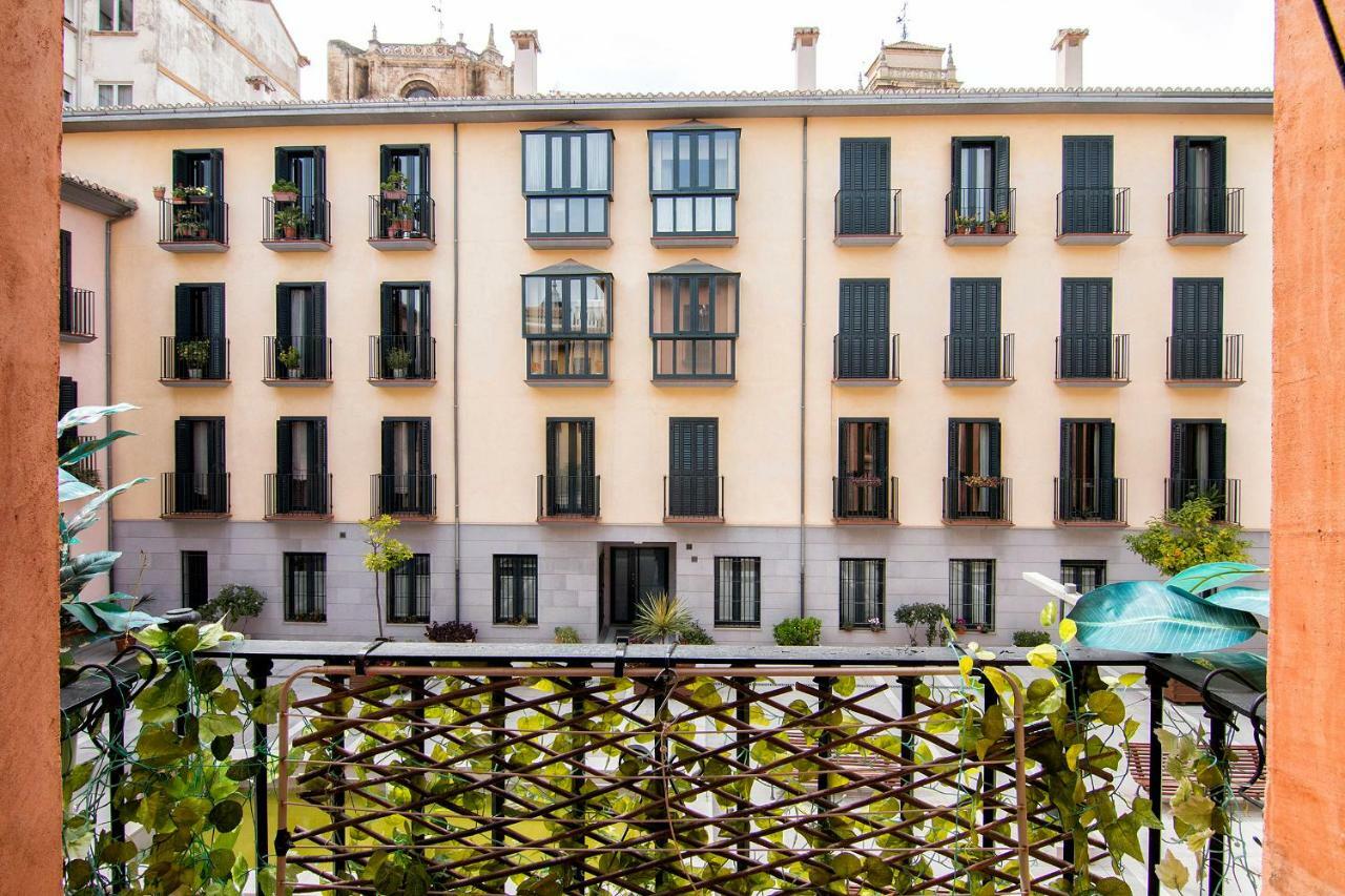 Apartamentos Palacio De Los Jeronimos 그라나다 외부 사진
