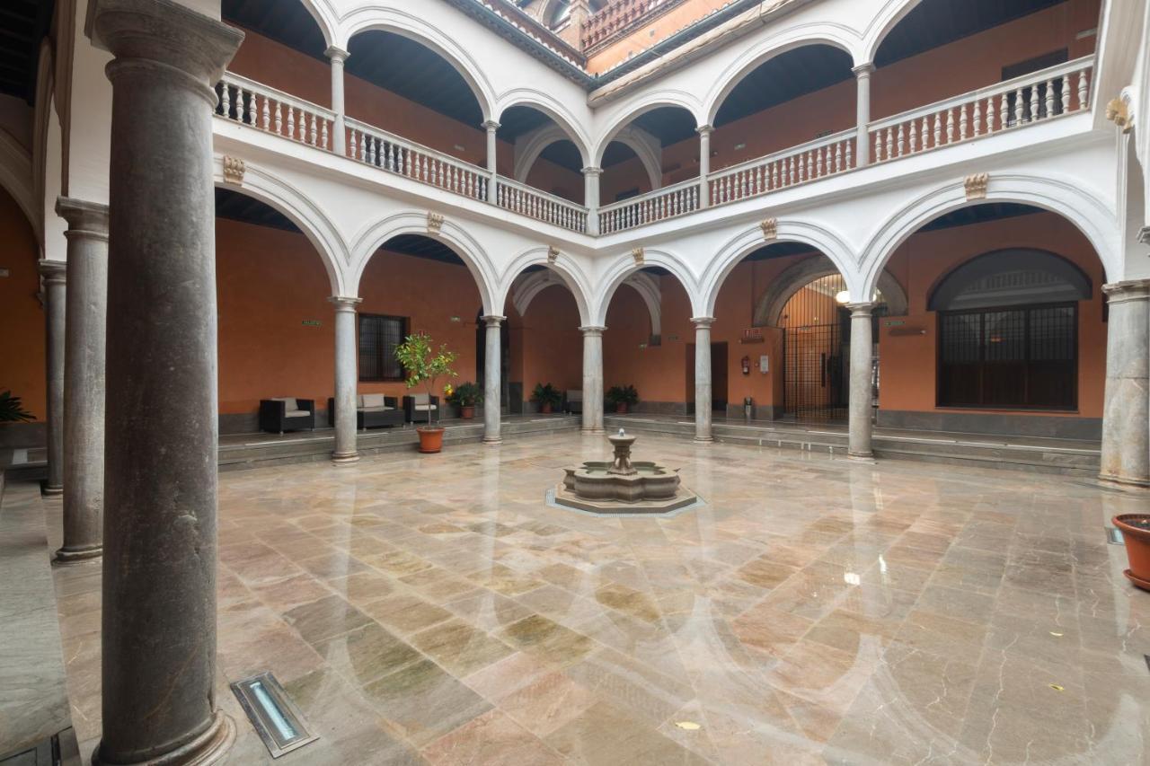Apartamentos Palacio De Los Jeronimos 그라나다 외부 사진